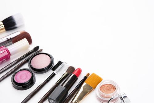 口紅刷有必要每次使用完后就立即清洗嗎？用勤快還是用對更重要